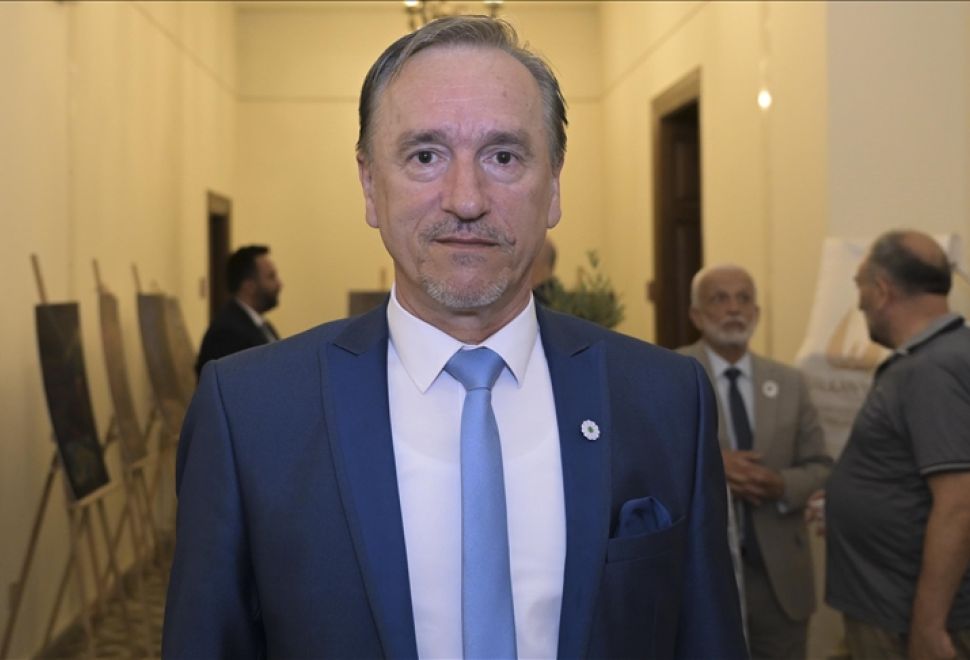 Srebrenitsalı Doktor Pilav, Soykırımı Unutmadı, Unutturmadı
