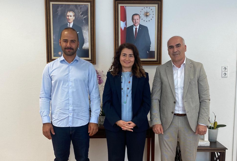 İş İnsanı Lokman Aksakal ve UID Başkanı Burak Şahin, Stuttgart Başkonsolosu Koçak’ı Ziyaret Etti