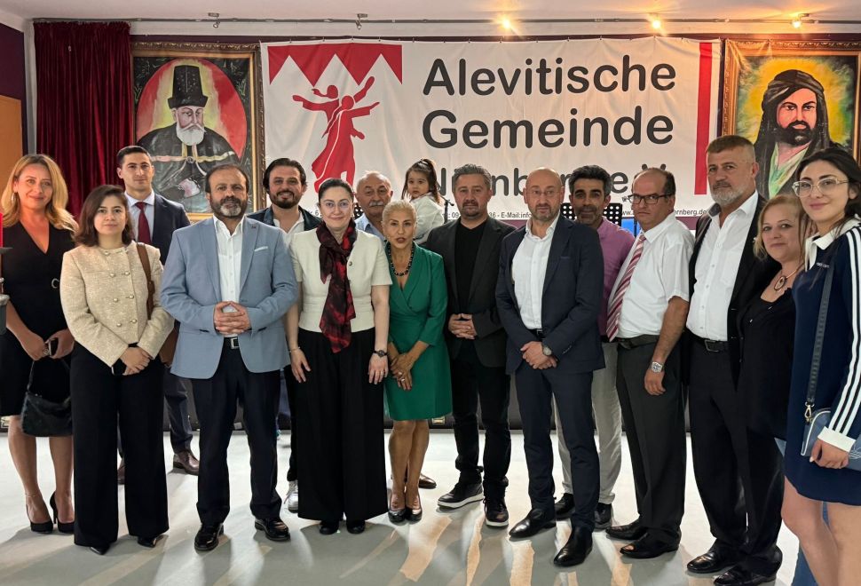 Aşure Gününde Barış, Dostluk ve Sevgi Mesajları Paylaşıldı