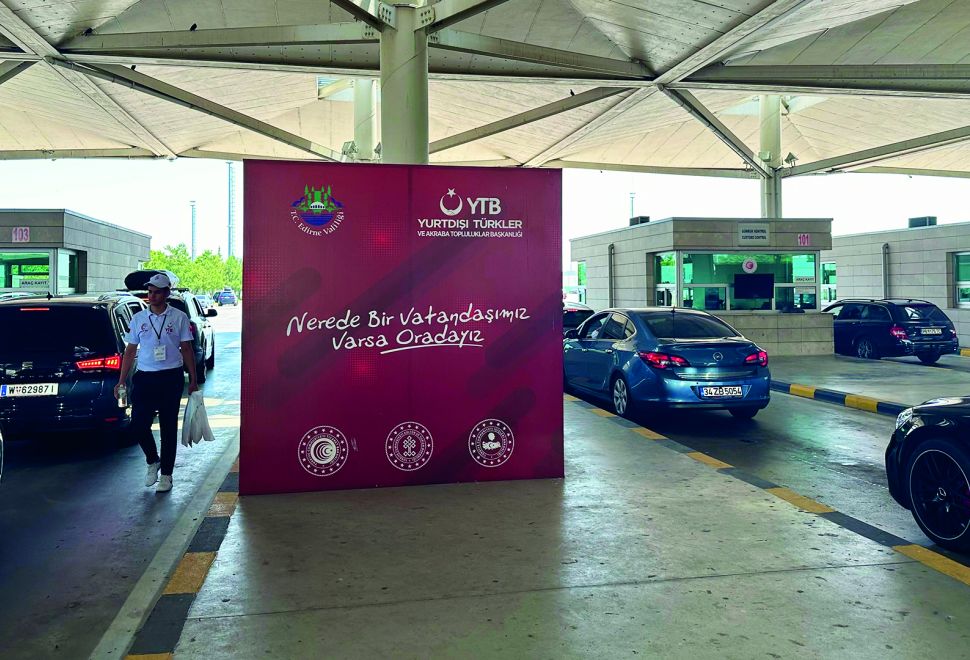 YTB'den Sınır Kapılarında ‘Karşılama ve Uğurlama’ Hizmeti