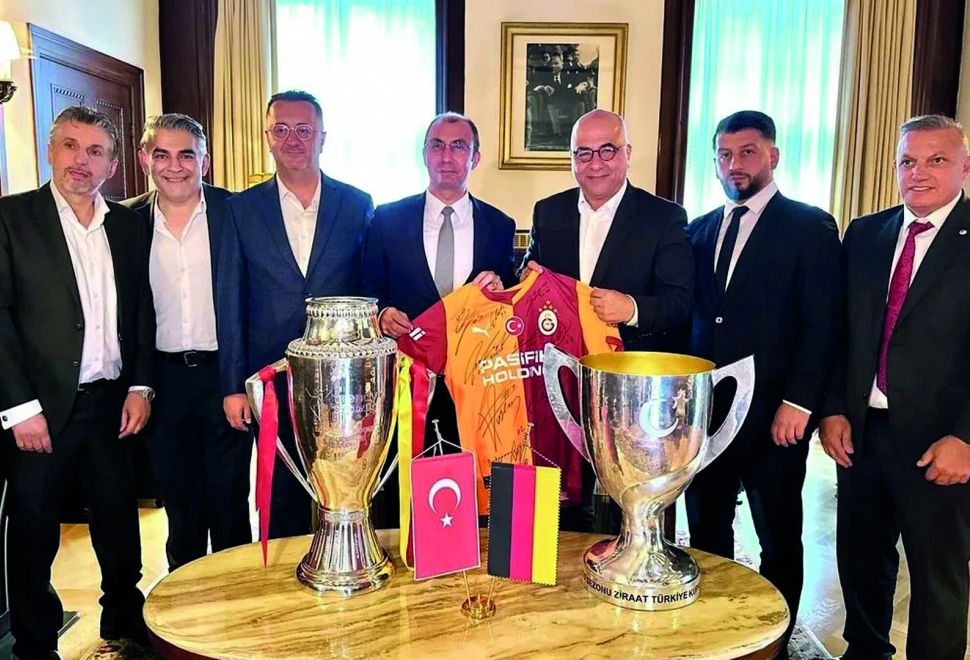 Galatasaray’ın 25. Şampiyonluğu Berlin’de Coşkuyla Kutlandı
