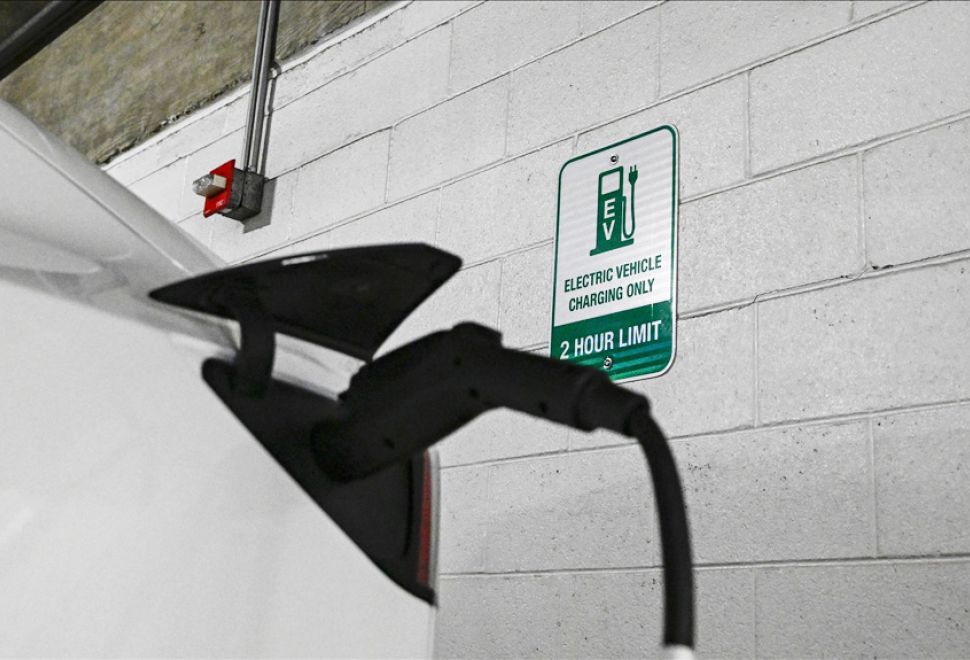 Dünyada Elektrikli Araç Satışları Arttı