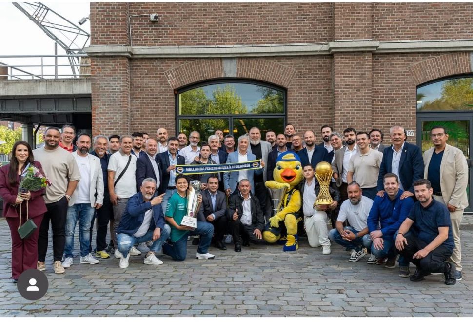 Avrupa’daki Fenerbahçelilerden Güçlü Mesaj