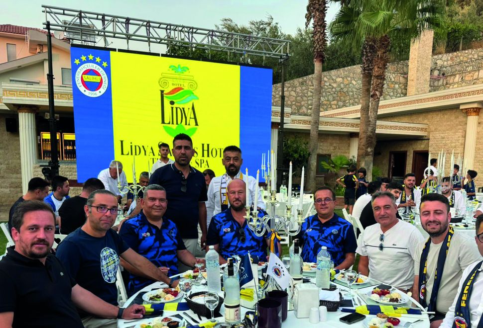 Salihli Fenerbahçeliler Derneği’nden Coşkulu Gece: “Bu Sene Şampiyon Fenerbahçe!”