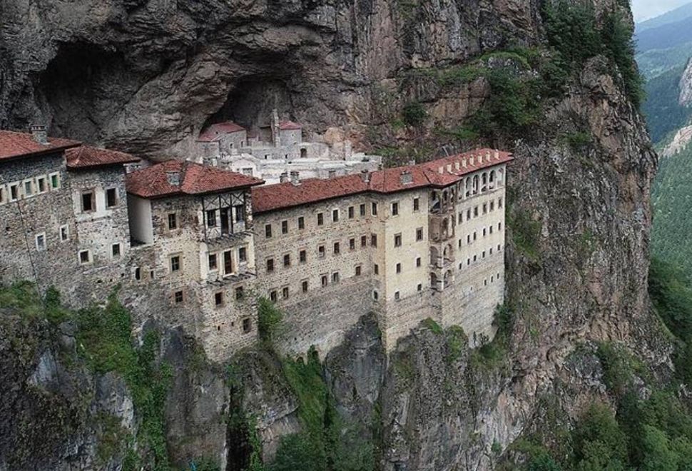 Trabzon’un En Güzel Gezi Rotaları: Tarih, Doğa ve Lezzet Bir Arada