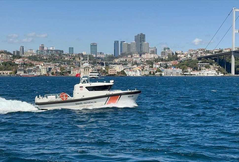 Boğaz Yarışında Rus Yüzücü Kayboldu