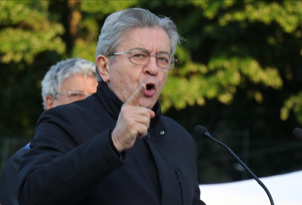 Fransa’da Siyasi Gerilim Tırmanıyor, Macron İçin Azil Tehdidi