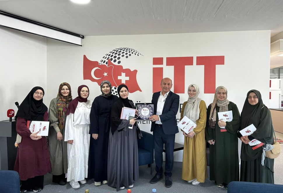 İsviçre Türk Toplumu Başkanı Suat Şahin,' Her daim yanlarındayız.'