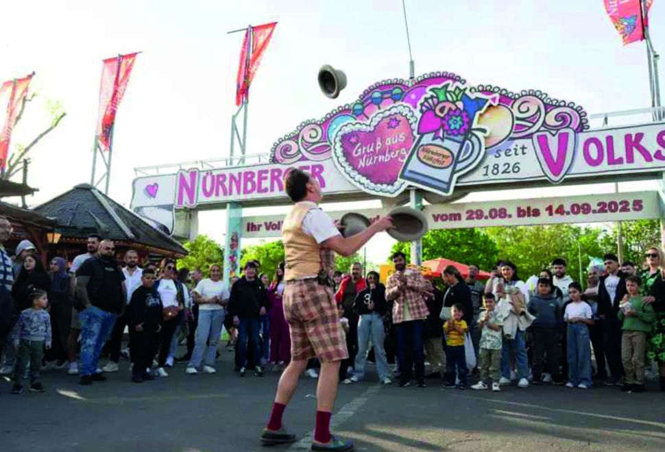 Nürnberg Sonbahar Halk Festivali (Volksfest) Başladı