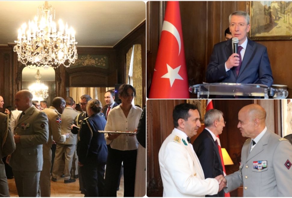 Fransa’da 30 Ağustos Resepsiyonu, Paris Büyükelçiliği’nde Bayram Kutlaması 