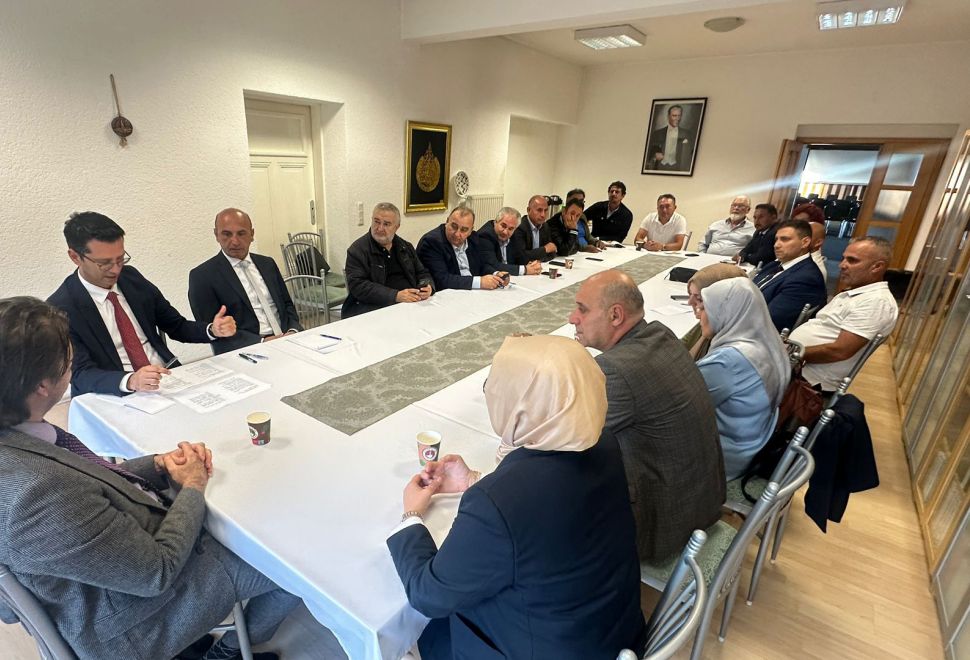 Köln Başkonsolosluğu’nda Meslek Eğitim Borsası Tanıtım Toplantısı Düzenlendi