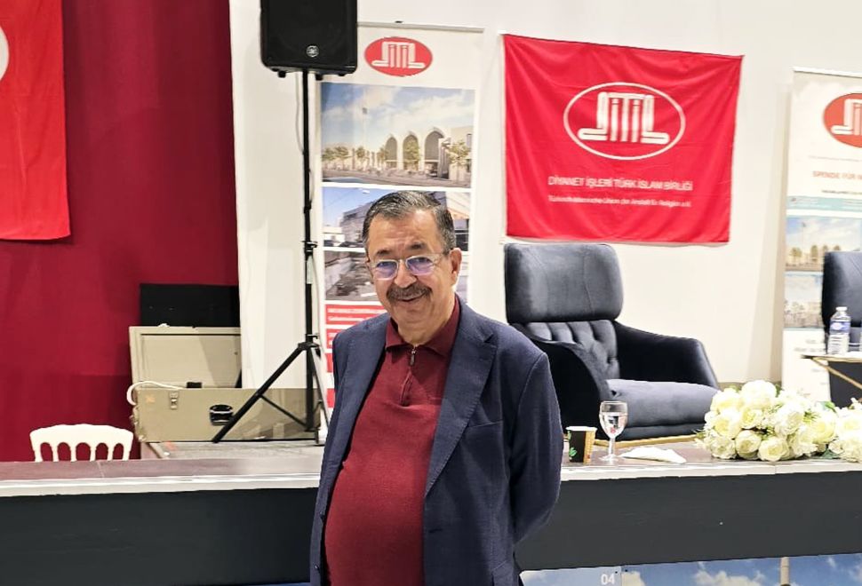 Hayati İnanç Feuerbach’ta Gönüllere Dokundu