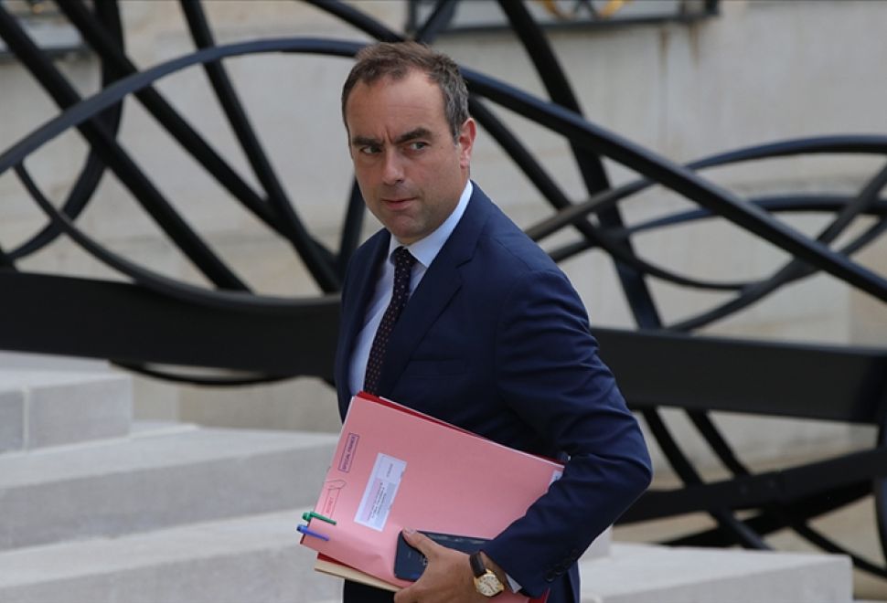 Macron, Lecornu’yu Yeniden Başbakanlığa Atadı