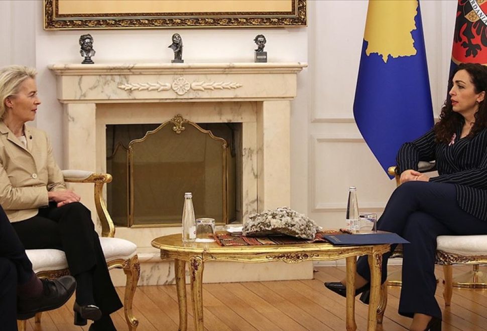 Kosova Cumhurbaşkanı Osmani’den AB’ye Çağrı: “Cezai Tedbirleri Kaldırın”