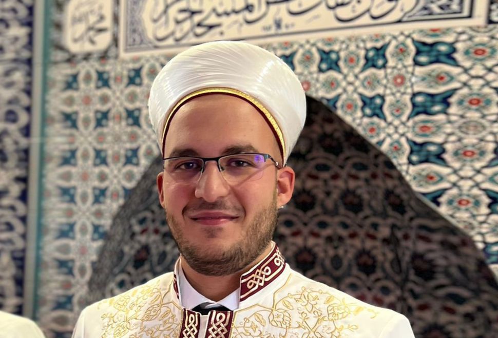 Yeni Din Görevlisi Bilal Duran Hoca Göreve Başladı