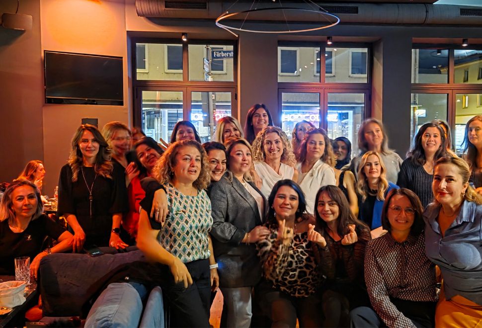 Sınırları Aşan Kadınlar (SAKA e.V.) Birinci Yaşını Kutladı