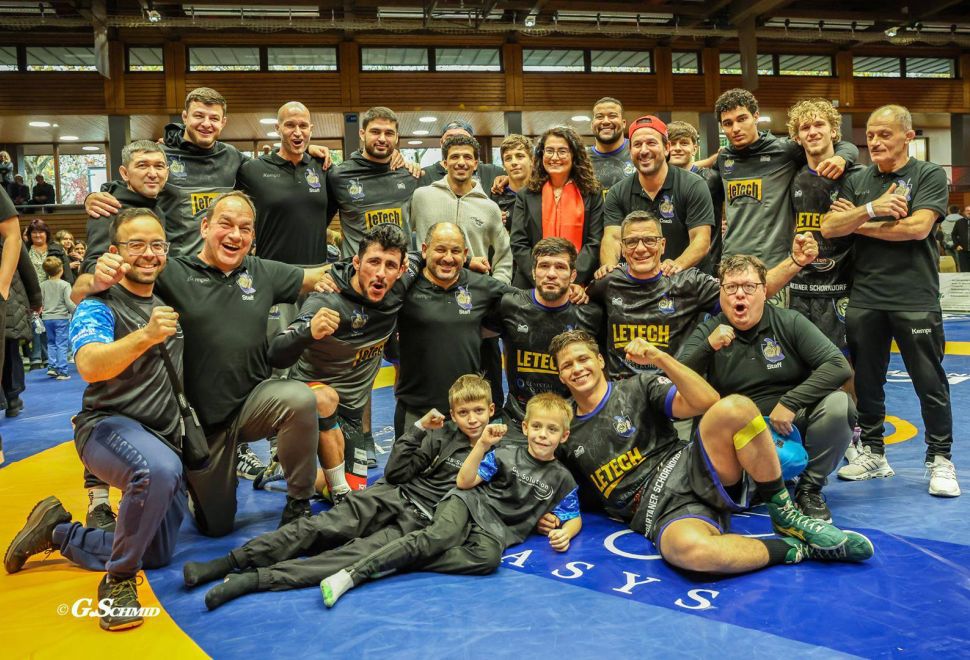 Stuttgart Başkonsolosu'ndan ASV Schorndorf Güreş Kulübü'ne Ziyaret ve Tebrik