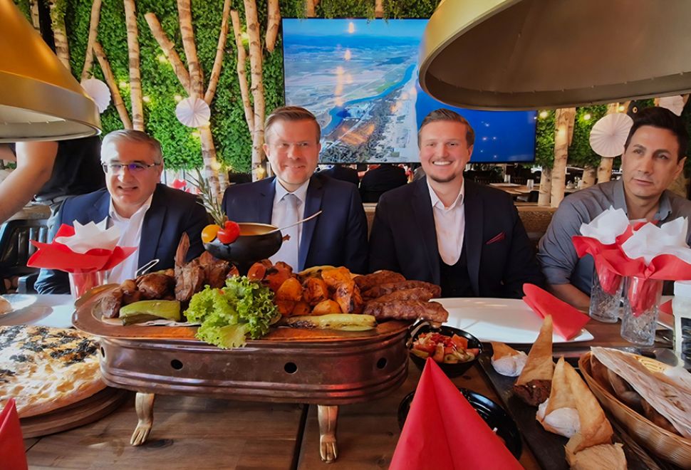 Cumhuriyet Bayramı‘nda Belediye Baskanı ile Anlamlı Buluşma