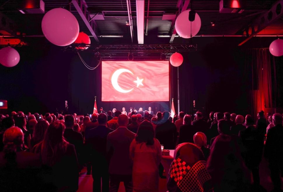 Hollanda’da Cumhuriyet Kutlaması