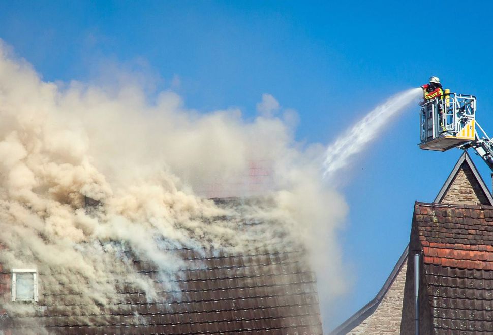 Mannheim’de Yüksek Binada Yangın: 88 Yaşındaki Kadın Hayatını Kaybetti