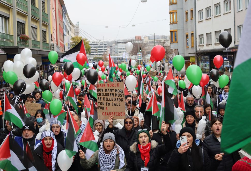 Pforzheim’da “Bağımsız Filistin” İçin Barış Yürüyüşü Düzenlendi