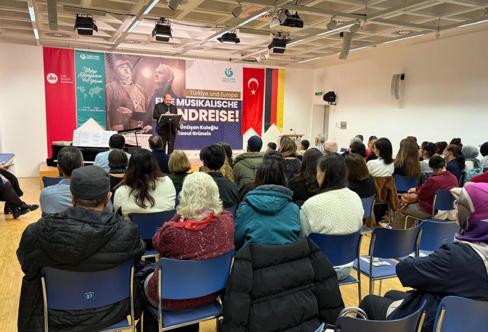 Yunus Emre Enstitüsü’nden Unutulmaz Müzik Şöleni