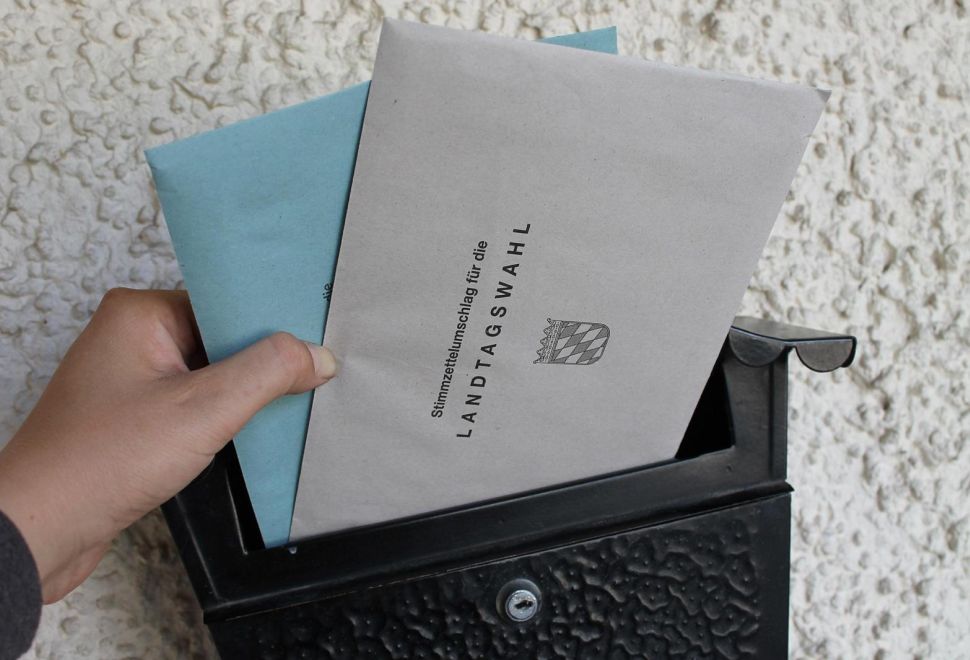 16 Yaşında Oy Hakkı: Baden-Württemberg 2026 Seçimlerinde Rekor Katılım Bekliyor